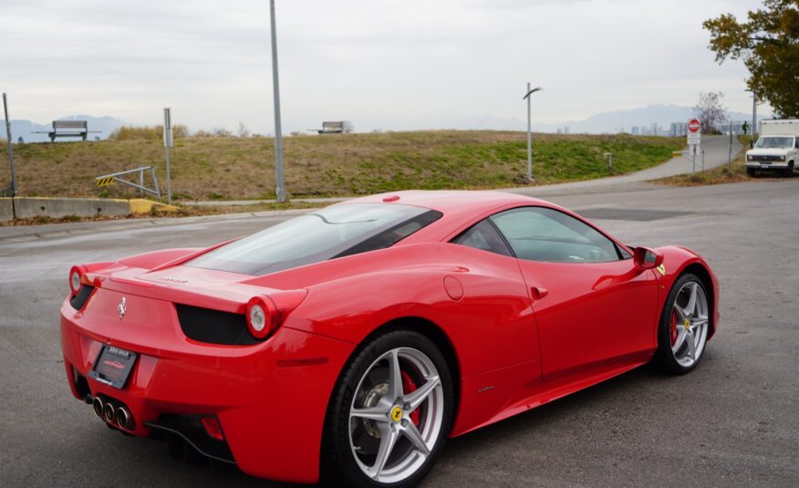 2013 FERRARI 458 ITALIA