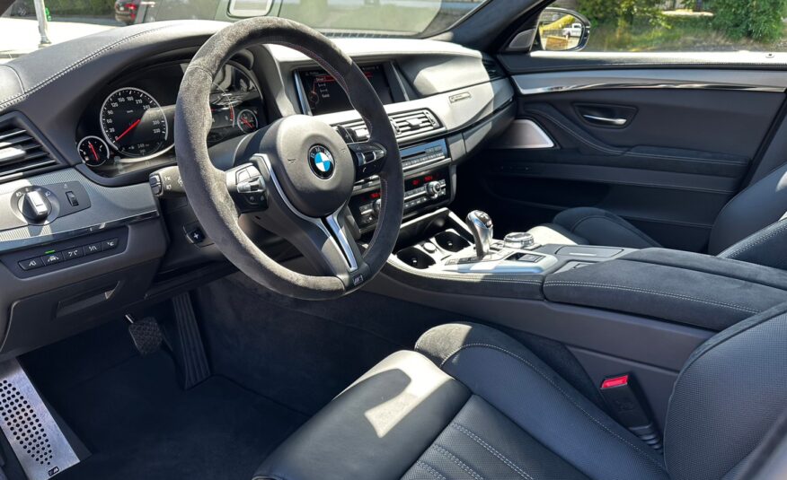 2015 BMW M5 – Clean Title