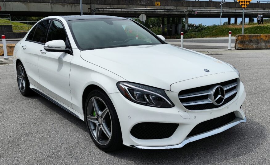 2015 Mercedes-Benz C-Class C 300 C300 4MATIC Sedan-No accidents/ clean service history