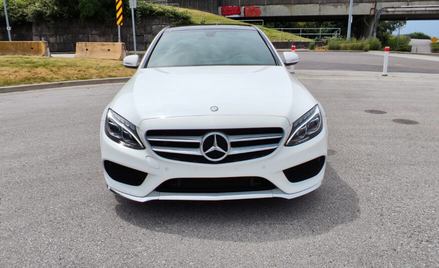 2015 Mercedes-Benz C-Class C 300 C300 4MATIC Sedan-No accidents/ clean service history