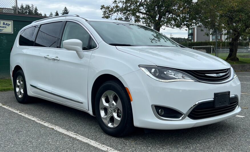 2019 Chrysler Pacifica Hybrid Touring-L Touring-L 2WD