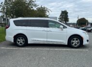 2019 Chrysler Pacifica Hybrid Touring-L Touring-L 2WD