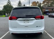 2019 Chrysler Pacifica Hybrid Touring-L Touring-L 2WD