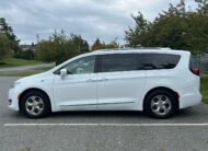 2019 Chrysler Pacifica Hybrid Touring-L Touring-L 2WD