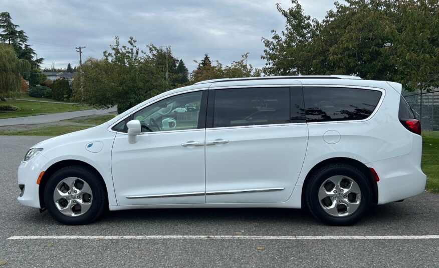 2019 Chrysler Pacifica Hybrid Touring-L Touring-L 2WD