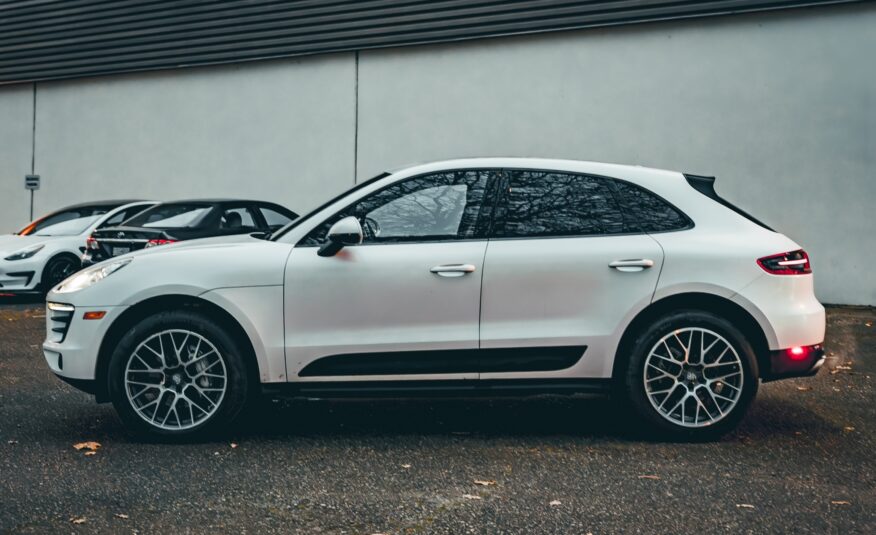 2016 PORSCHE MACAN S