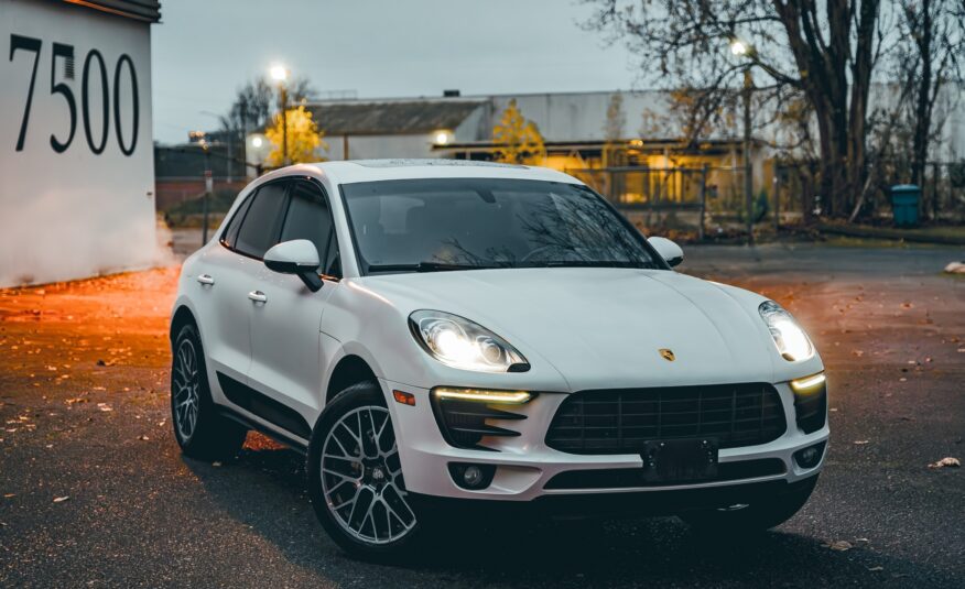 2016 PORSCHE MACAN S