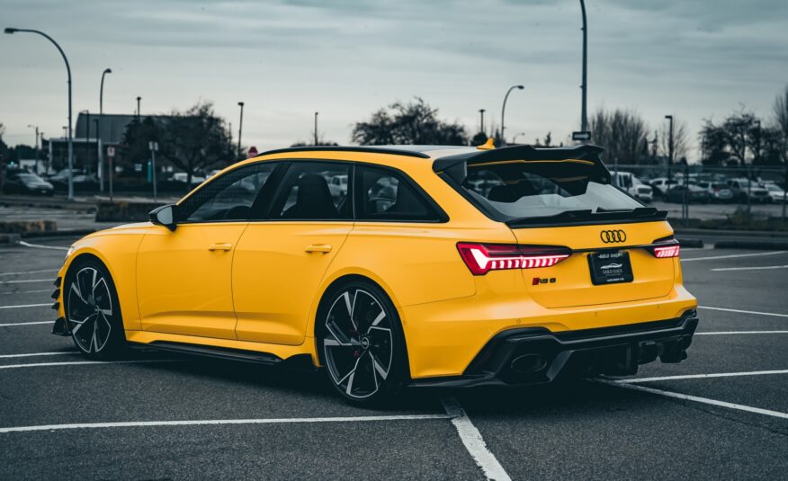 2022 AUDI RS6