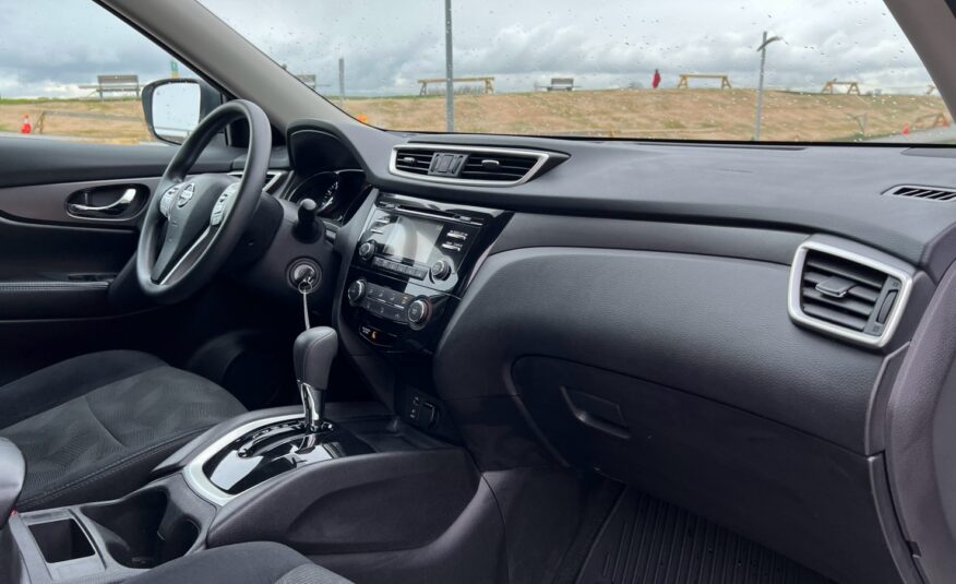 2016 NISSAN ROUGE