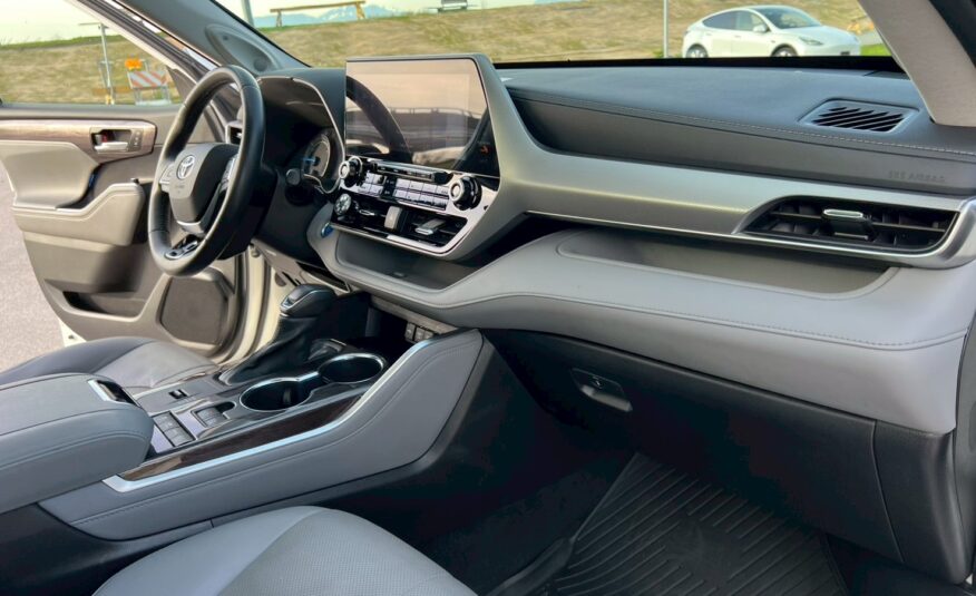 2021 TOYOTA HIGHLANDER