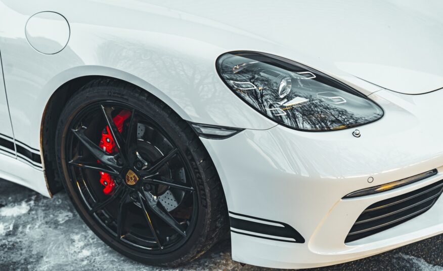 2018 PORSCHE 718 CAYMAN