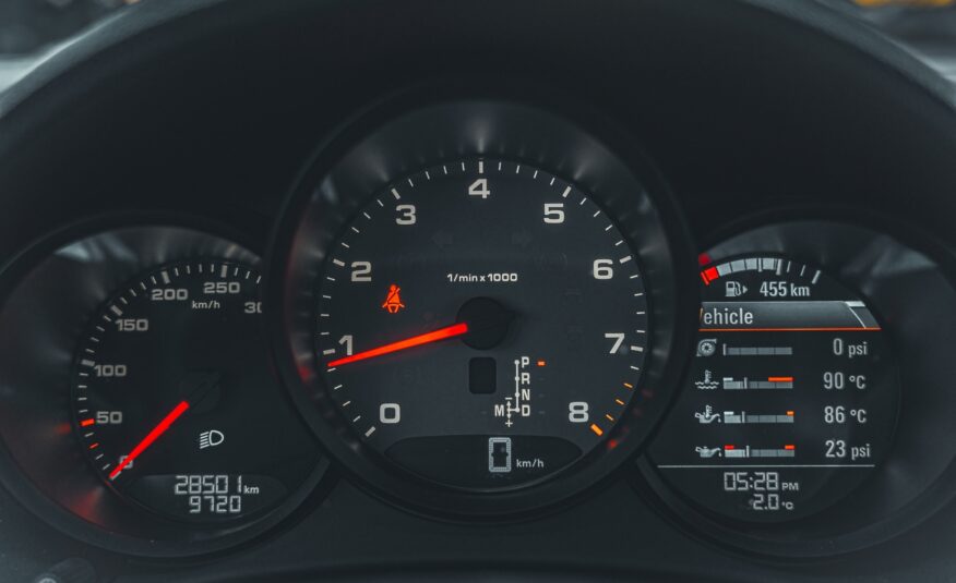 2018 PORSCHE 718 CAYMAN