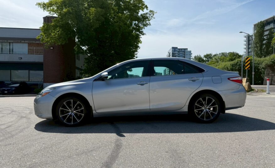 2015 TOYOTA CAMRY LE
