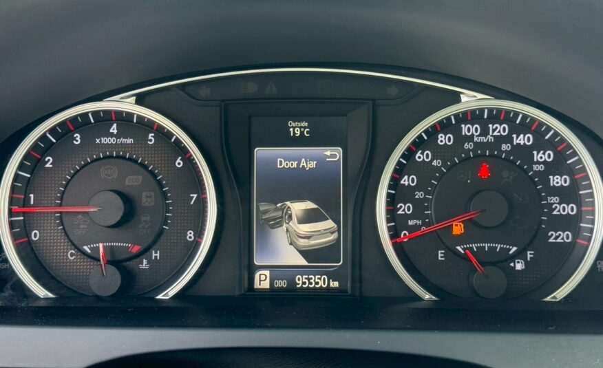 2015 TOYOTA CAMRY LE